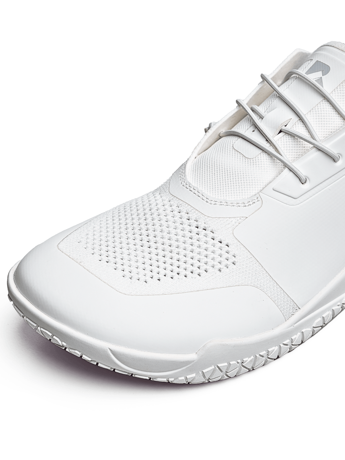 Legend Hybrid Trainer White - cloud-lite cushioning with flexible grip outsole